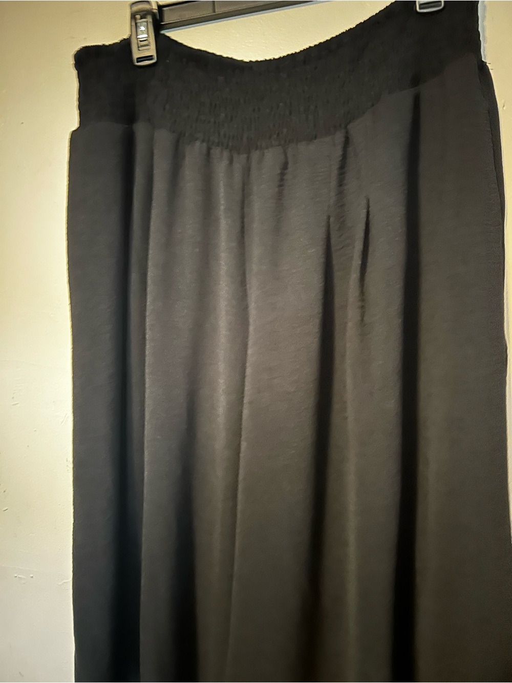 SHEIN Black Wide Leg Palazzo Pants with Smocked Waist